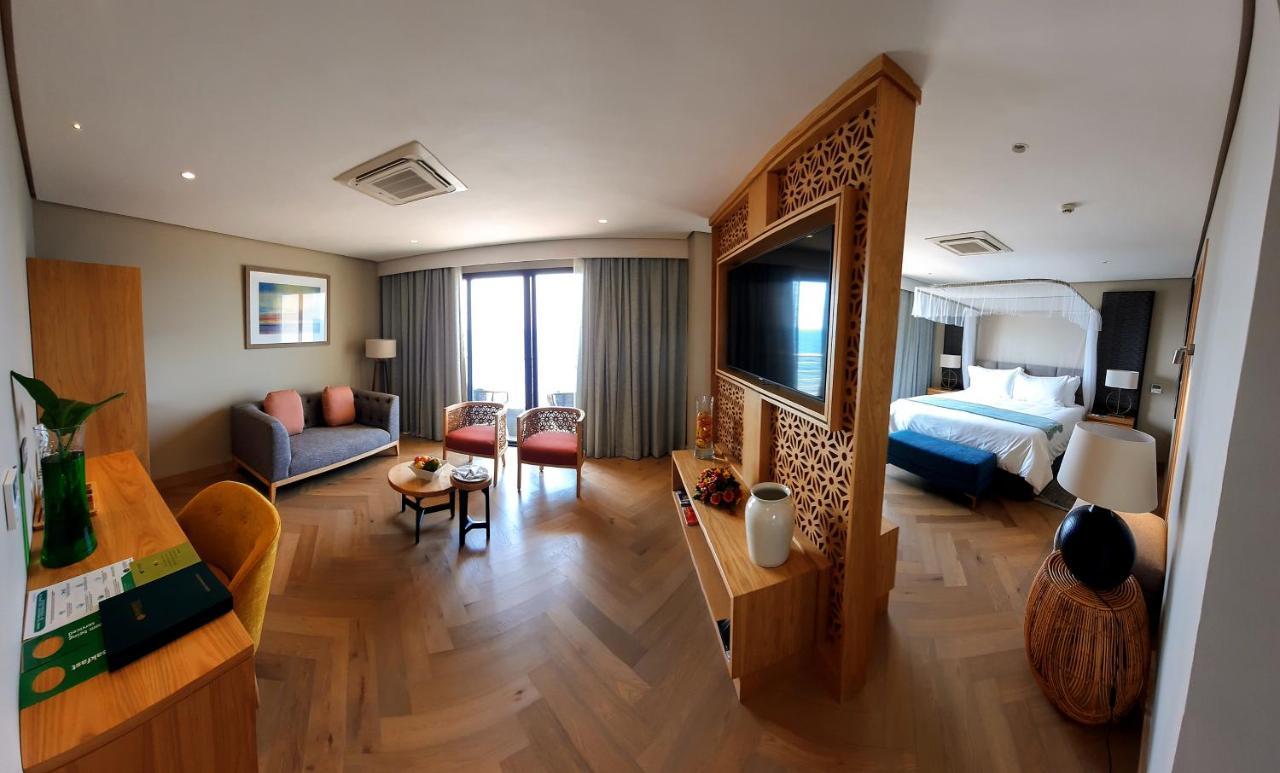 Hotel Sunbird Waterfront Salima Exterior foto